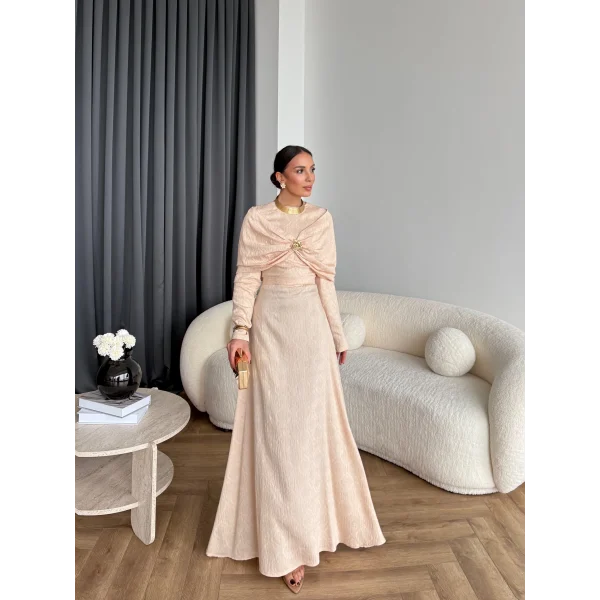 Fuş - Orchid Şal Detaylı Broşlu Elbise - Krem