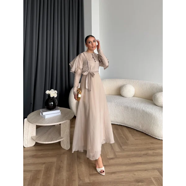 Fuş - Chic Nakış Detay Parlak Tensel Elbise - Bej