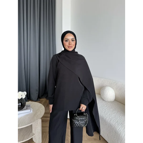 Hot - Nesly Omuz Pelerin Detay Takım - Siyah
