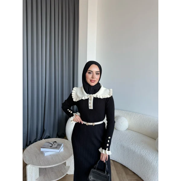 Lizge Yaka Detaylı Triko Elbise - Siyah