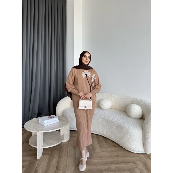 Pls-Çiçek Detay Jile Elbise - Camel