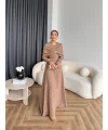 Fuş - Orchid Şal Detaylı Broşlu Elbise - Vizon