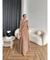 Fuş - Orchid Şal Detaylı Broşlu Elbise - Vizon