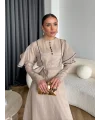 Fuş - Chic Nakış Detay Parlak Tensel Elbise - Bej
