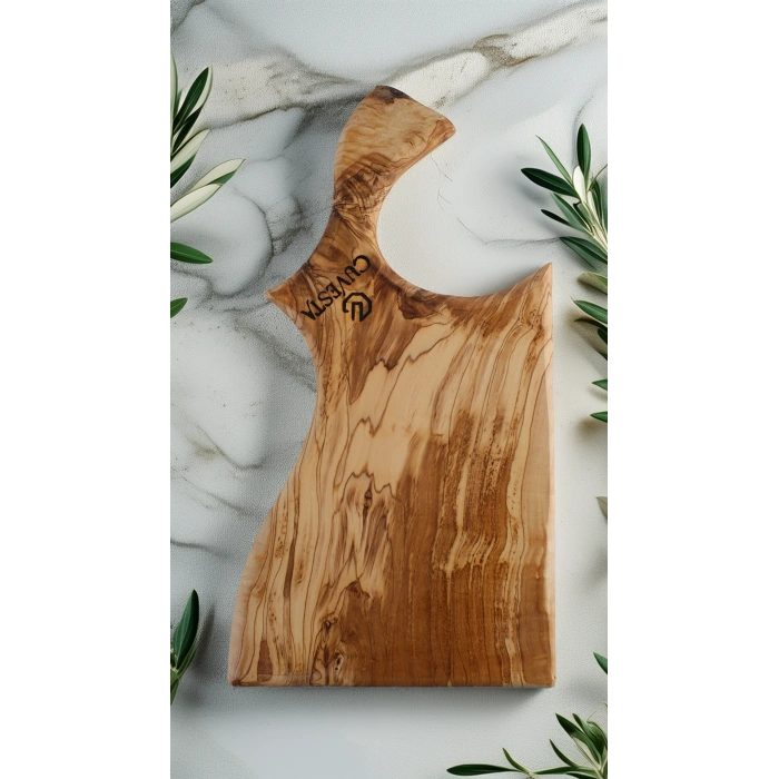 Cuvesta Zeytin Ağacı El Yapımı Balta Şekli Kesme Tahtası 35x18 cm
