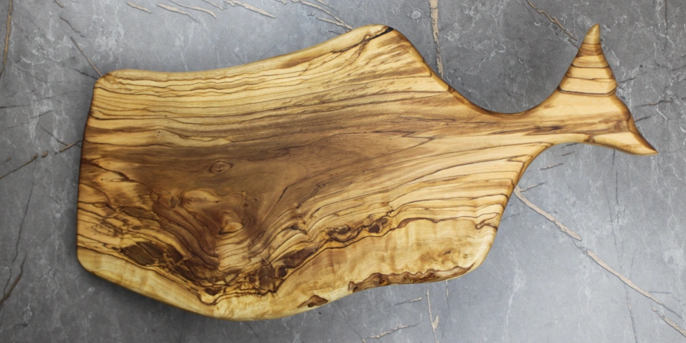 El İşçiliği Ahşap Kesme Tahtalarının Gastronomideki Yeri: Sunumdan Ustalığa