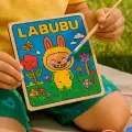 Labubu Karakteri Ahşap Boyama 25x25 cm – Okul Öncesi DIY Etkinlik ve Sanat Aktivitesi