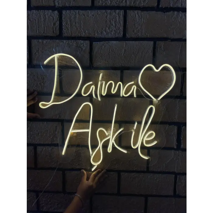 Daima Aşk Ile Yazılı Neon Led