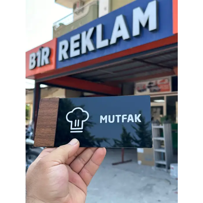Wooden Seri Yönlendirme Tabela Levha
