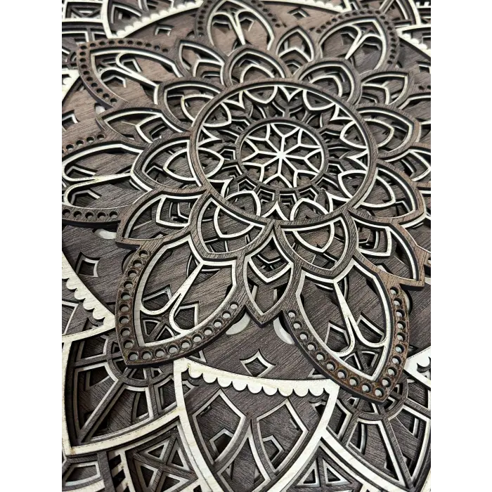 Ahşap Dekoratif Floral Mandala Duvar Dekorasyonu (40 cm)