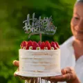 Happy Birthday Yazılı Dekoratif Pleksi Pasta Süsü