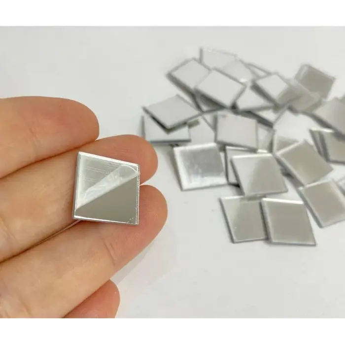 1,5 cm Kare Kendinden Yapışkanlı Pleksi Mozaik Ayna – Gold ve Gümüş Renk Seçenekli