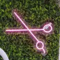 Makas Dekorlu Pembe Neon Led Levha 50x25
