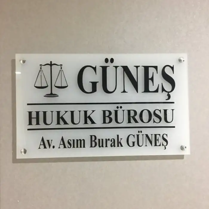 Kabartma Pleksi Kapı ve Duvar Tabelası