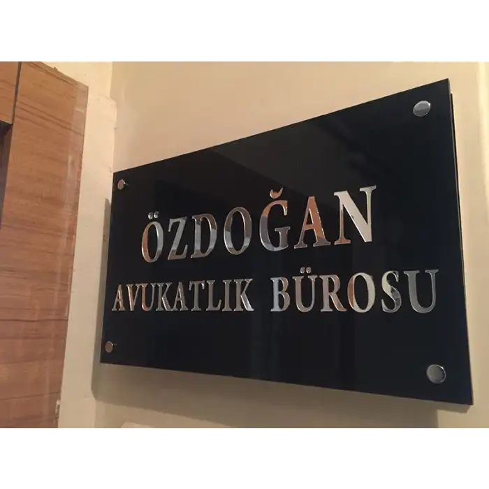 Kabartma Pleksi Kapı ve Duvar Tabelası