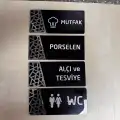 Gümüş Seri Yönlendirme Tabela Levha