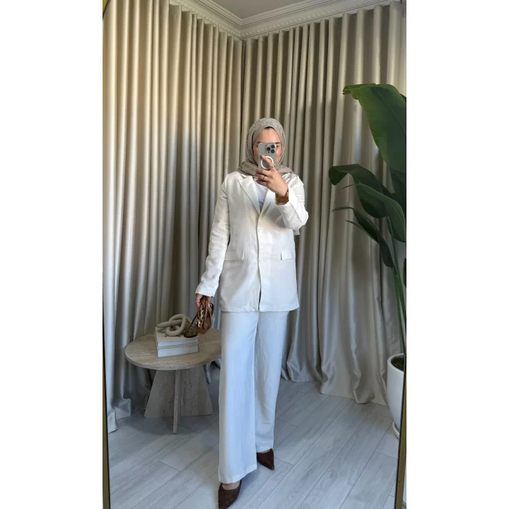 ÇİZGİLİ TAKIM BEYAZ