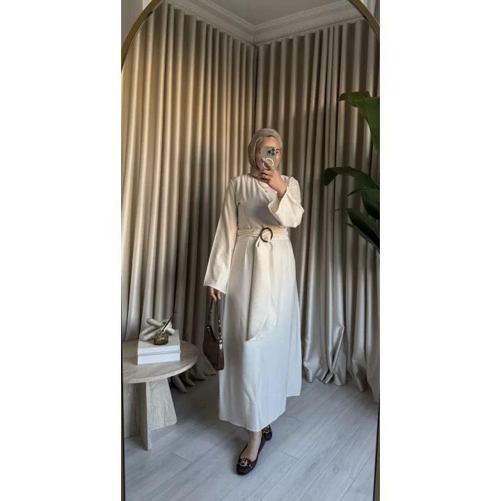 KEMERİ TOKALI ELBİSE EKRU