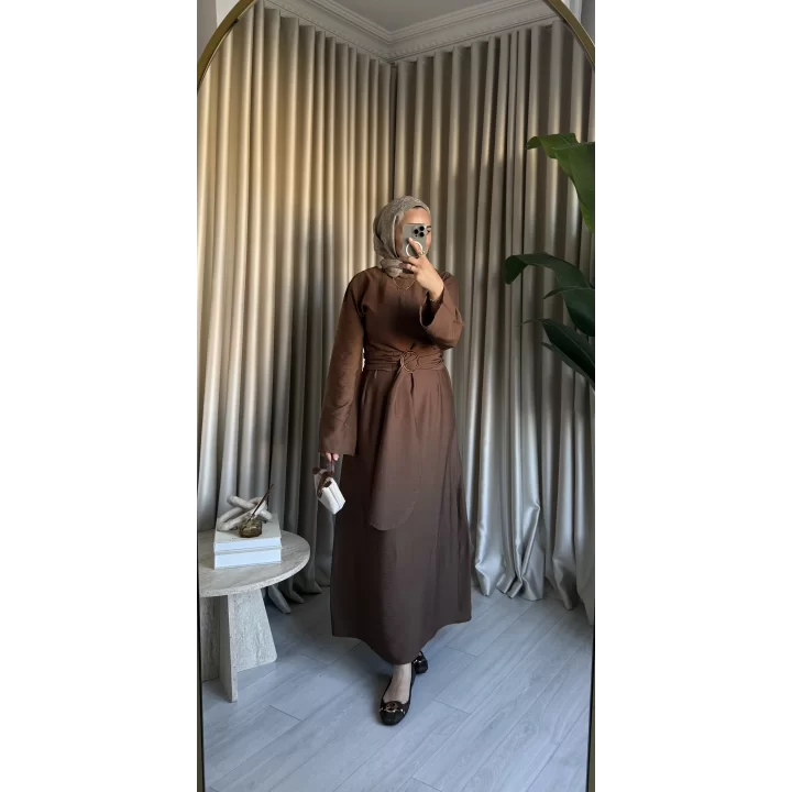 KEMERİ TOKALI ELBİSE KAHVE