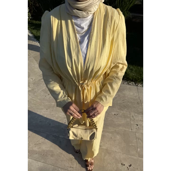 TAŞLI İNCE KETEN TAKIM BUTTER YELLOW