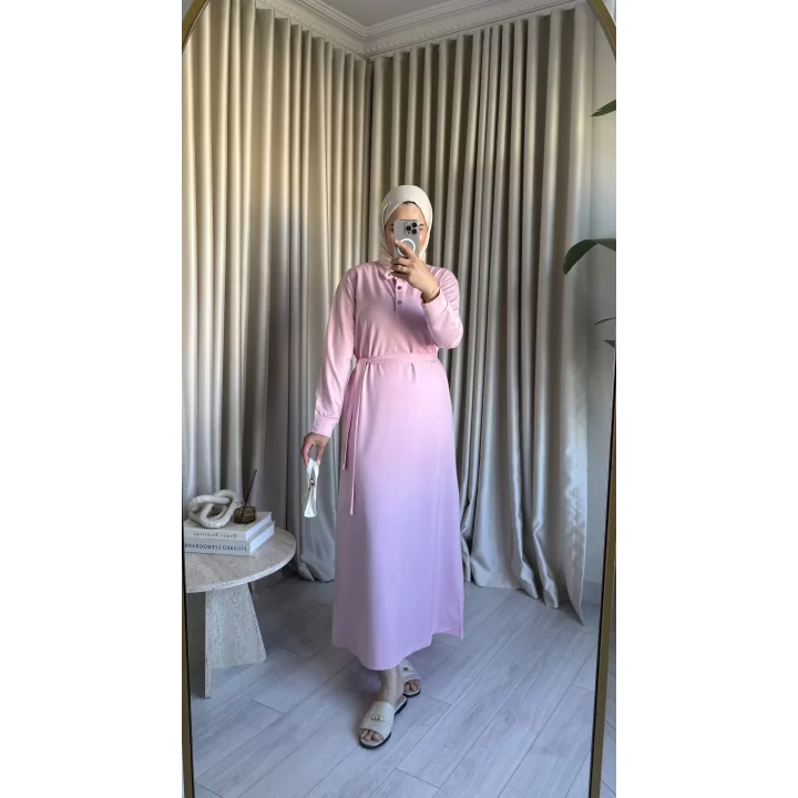 YÜKSEK YAKA ÇITÇITLI ELBİSE PEMBE