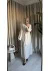KEMERİ TOKALI ELBİSE EKRU