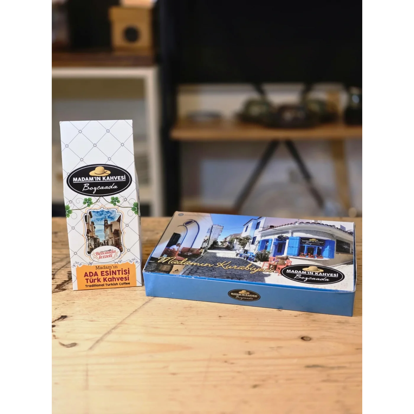 Ada Esintisi & Bademli Kurabiye