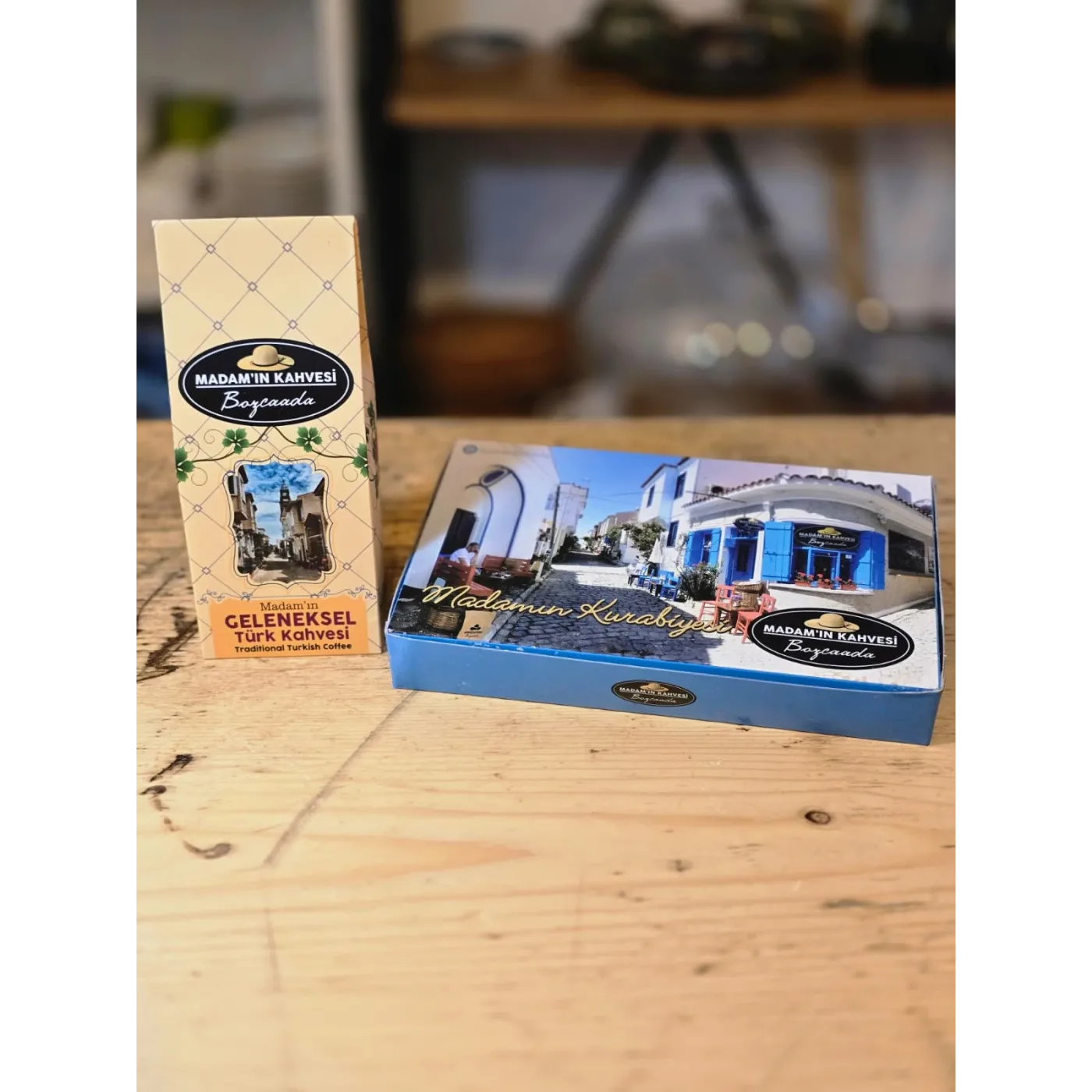 Geleneksel Türk Kahvesi 100gr & Bademli Kurabiye