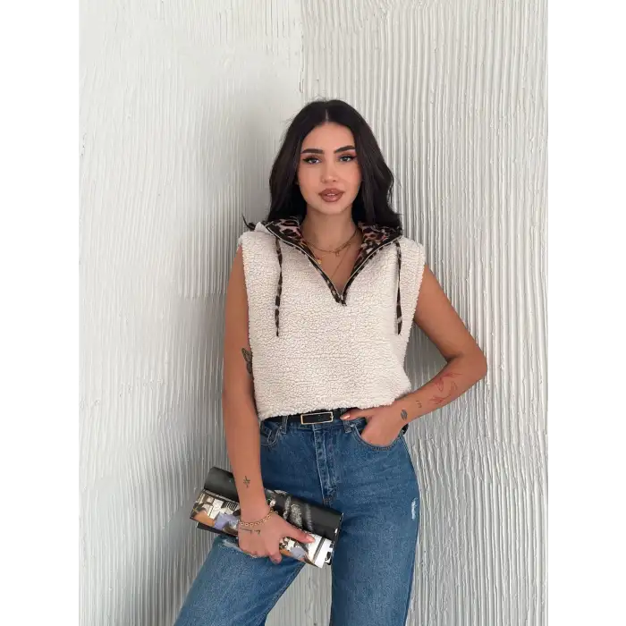 Astarlı kapşonlu kuzu yelek beyaz t1243