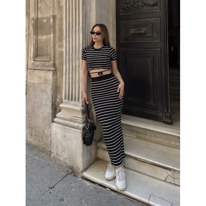 Çizgili etekli takım siyah s3609