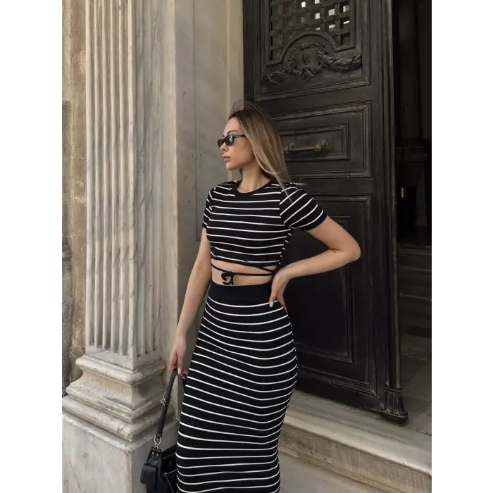 Çizgili etekli takım siyah s3609