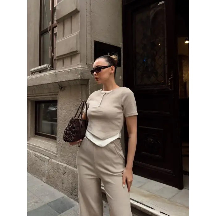 Düğme yakalı bej alt üst takım s3943