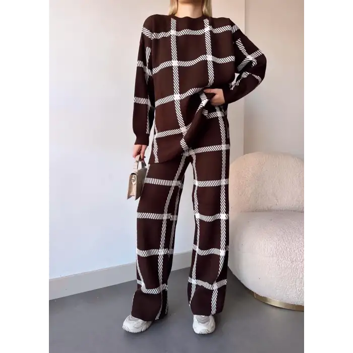 Ekoseli triko takım kahvebeyaz