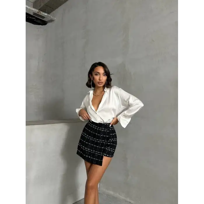 İki düğmeli ch kumaş şort etek siyah h26414