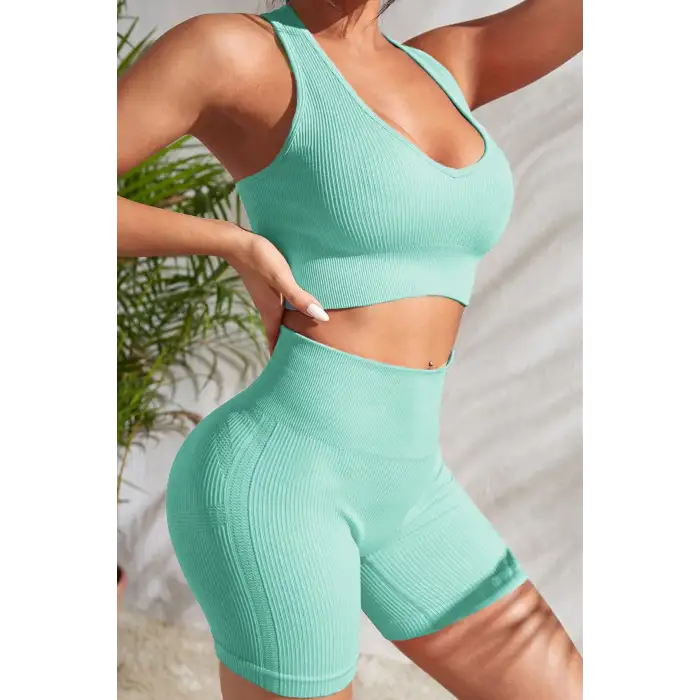 Kadın Açık Mavi Yüksek Bel Çapraz Sırt Detaylı Şortlu Gecelik Takım – Modern, Konforlu ve Günlük Kombinlere Uygun