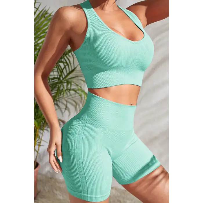 Kadın Açık Mavi Yüksek Bel Çapraz Sırt Detaylı Şortlu Gecelik Takım – Modern, Konforlu ve Günlük Kombinlere Uygun