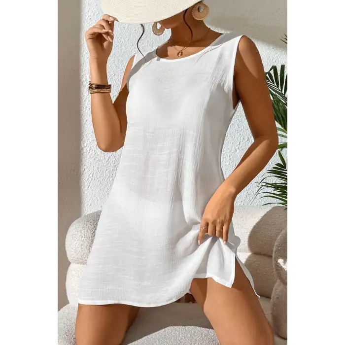 Kadın Beyaz Sırt Detaylı Yırtmaçlı Plaj Elbisesi Pareo – Şık, Rahat ve 4 Mevsim Kullanıma Uygun