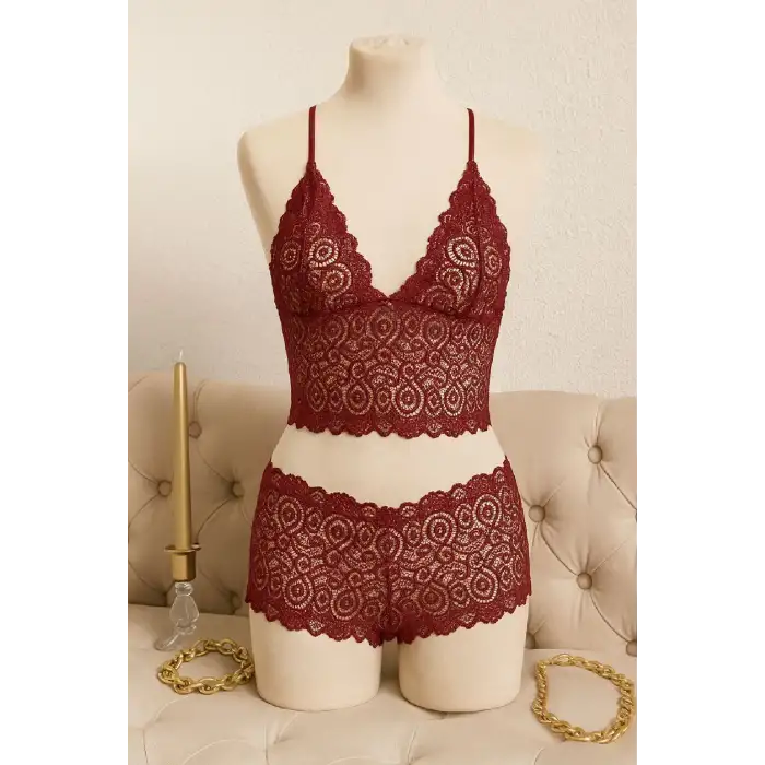 Kadın Bordo Dantel Bralet Şort Takımı – Asil ve Sofistike İç Giyim