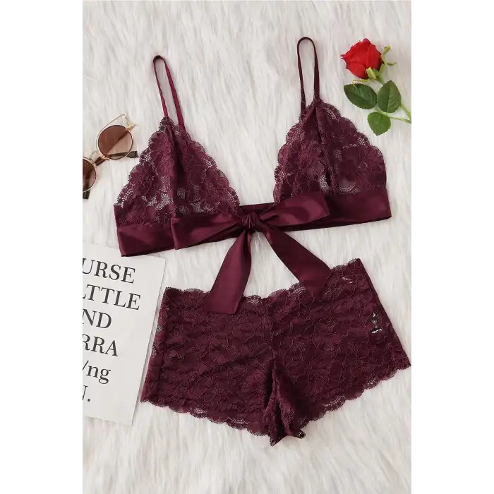 Kadın Bordo Dantelli & Kurdelalı Sütyen Külot Takımı – Modern, Konforlu ve Günlük Kombinlere Uygun