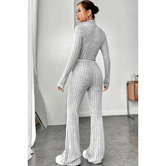 Kadın Gri Çizgili Boğazlı Crop Top ve Yüksek Bel Pantolon Takım