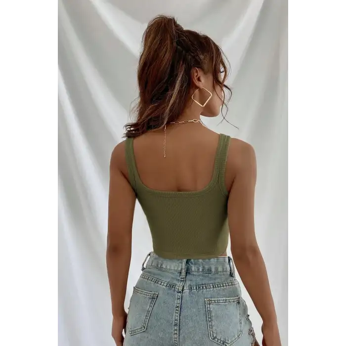 Kadın Haki Yeşili Kalın Askılı Crop Top Büstiyer – Modern ve Şık Tasarım