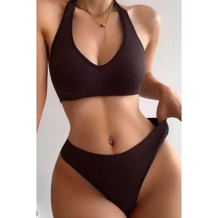 Kadın Kahverengi Seamless Tanga Sütyen Takım – Modern, Konforlu ve Günlük Kombinlere Uygun