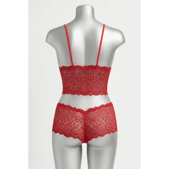 Kadın Kırmızı Dantel Bralet Şort Takımı – Tutkulu ve Çekici İç Giyim