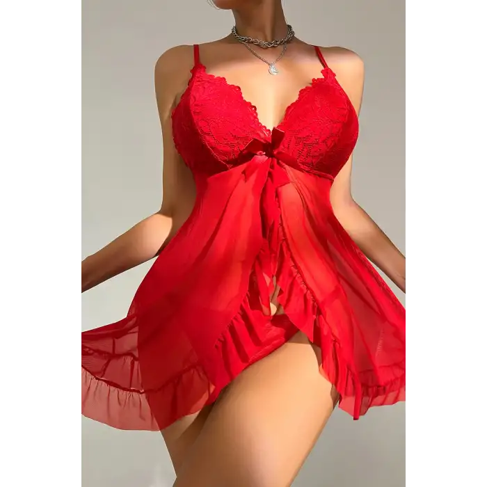 Kadın Kırmızı Dantelli, Fırfırlı Tül ve Fiyonk Detaylı Tangalı Gecelik Takımı – Modern, Konforlu