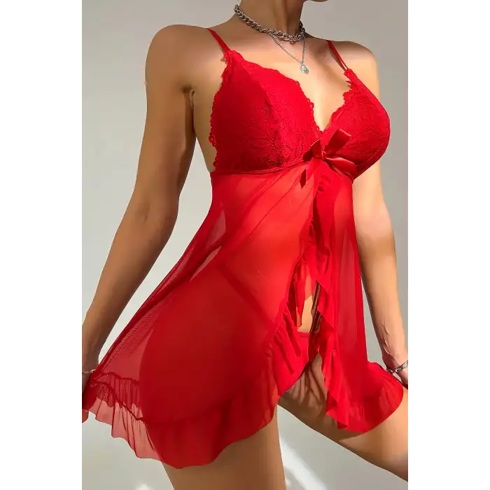 Kadın Kırmızı Dantelli, Fırfırlı Tül ve Fiyonk Detaylı Tangalı Gecelik Takımı – Modern, Konforlu