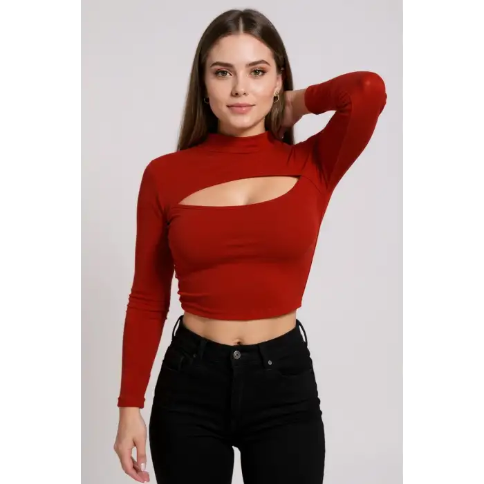 Kadın Kırmızı Göğüs Dekolteli Uzun Kollu Cut Out Crop Top Bluz – Şık, Rahat ve Kolay Kombinlenebilir