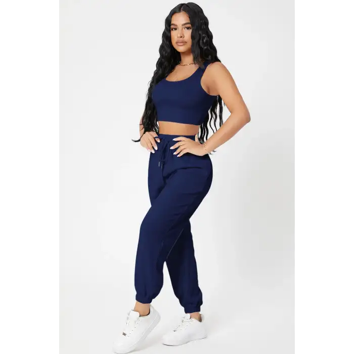 Kadın Lacivert Kaşkorse Cepli Jogger Eşofman Altı ve Crop Top Bluz – Şık, Rahat ve Kolay Kombinlenebilir
