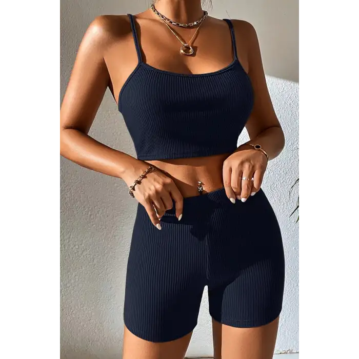 Kadın Lacivert Şortlu Kaşkorse Gecelik Takım – Modern, Konforlu ve Günlük Kombinlere Uygun