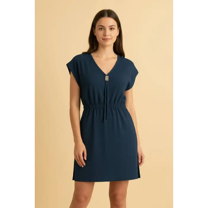 Kadın Lacivert Yanları Yırtmaçlı Tokalı V Yaka Mini Plaj Elbisesi