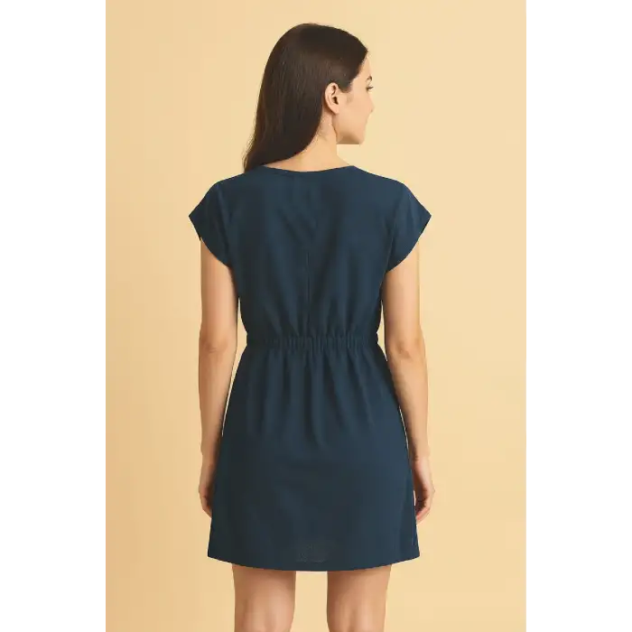 Kadın Lacivert Yanları Yırtmaçlı Tokalı V Yaka Mini Plaj Elbisesi